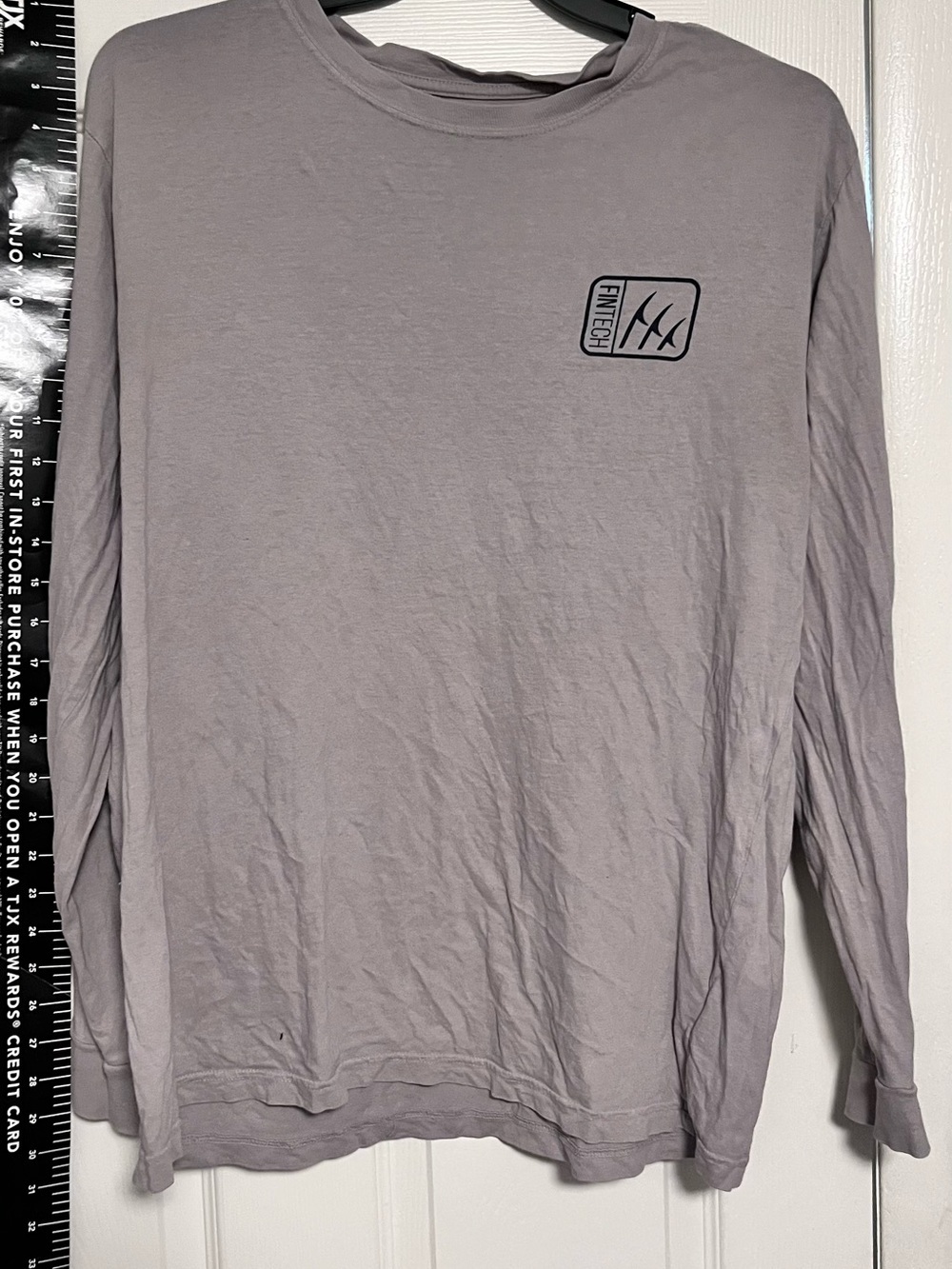 FYNTECH Men's Long Sleeve Crewneck Shirt - Light Gray